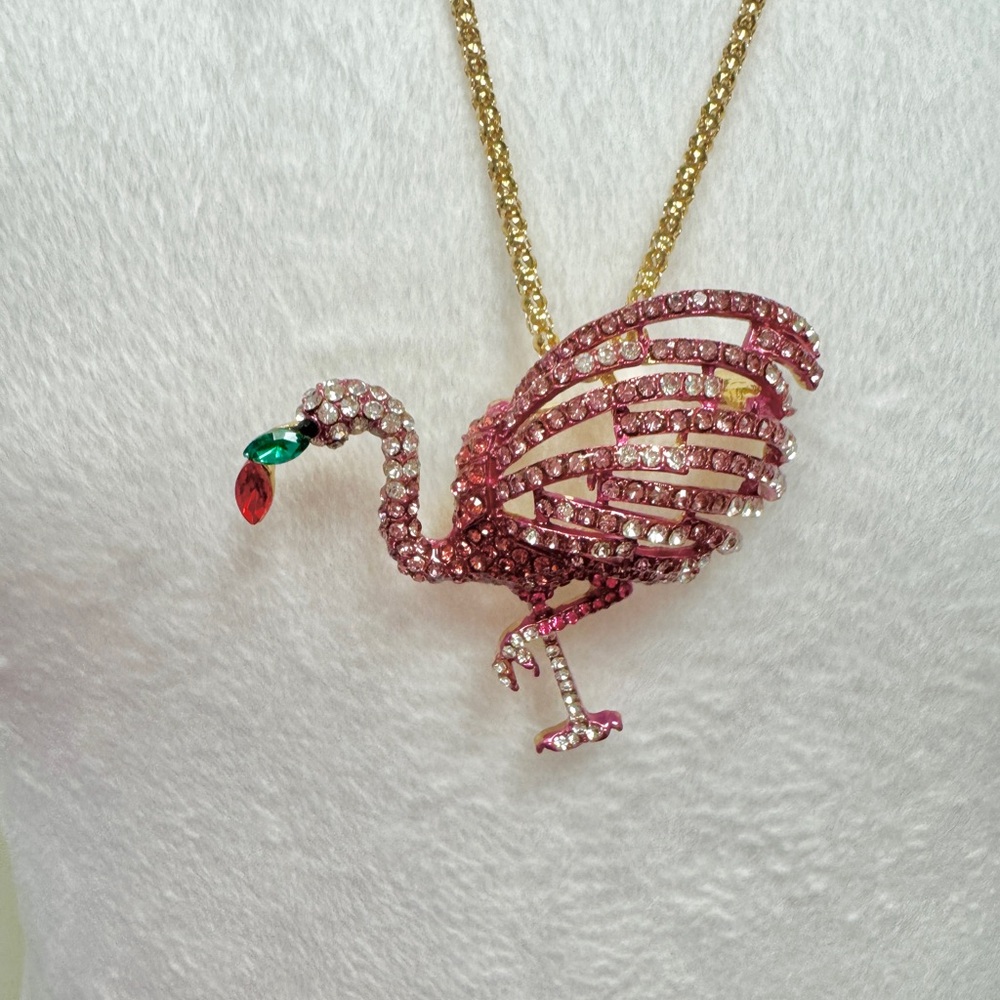 Betsy Johnson Elegant Pink Flamingo Pendant/Pin Necklace - Picture 1 of 8